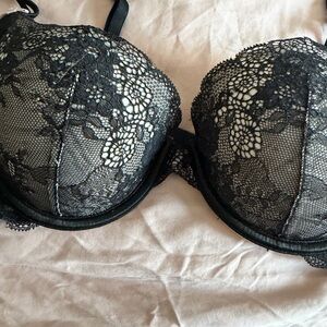 Victoria's Secret Black Floral Lace Push-Up Bra